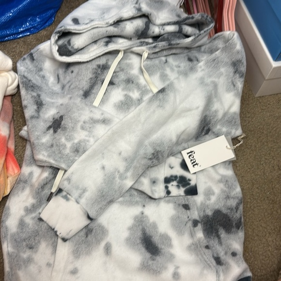 Feat BlanketBlend Hoodie Sweater in Moon Marble - Picture 7 of 7